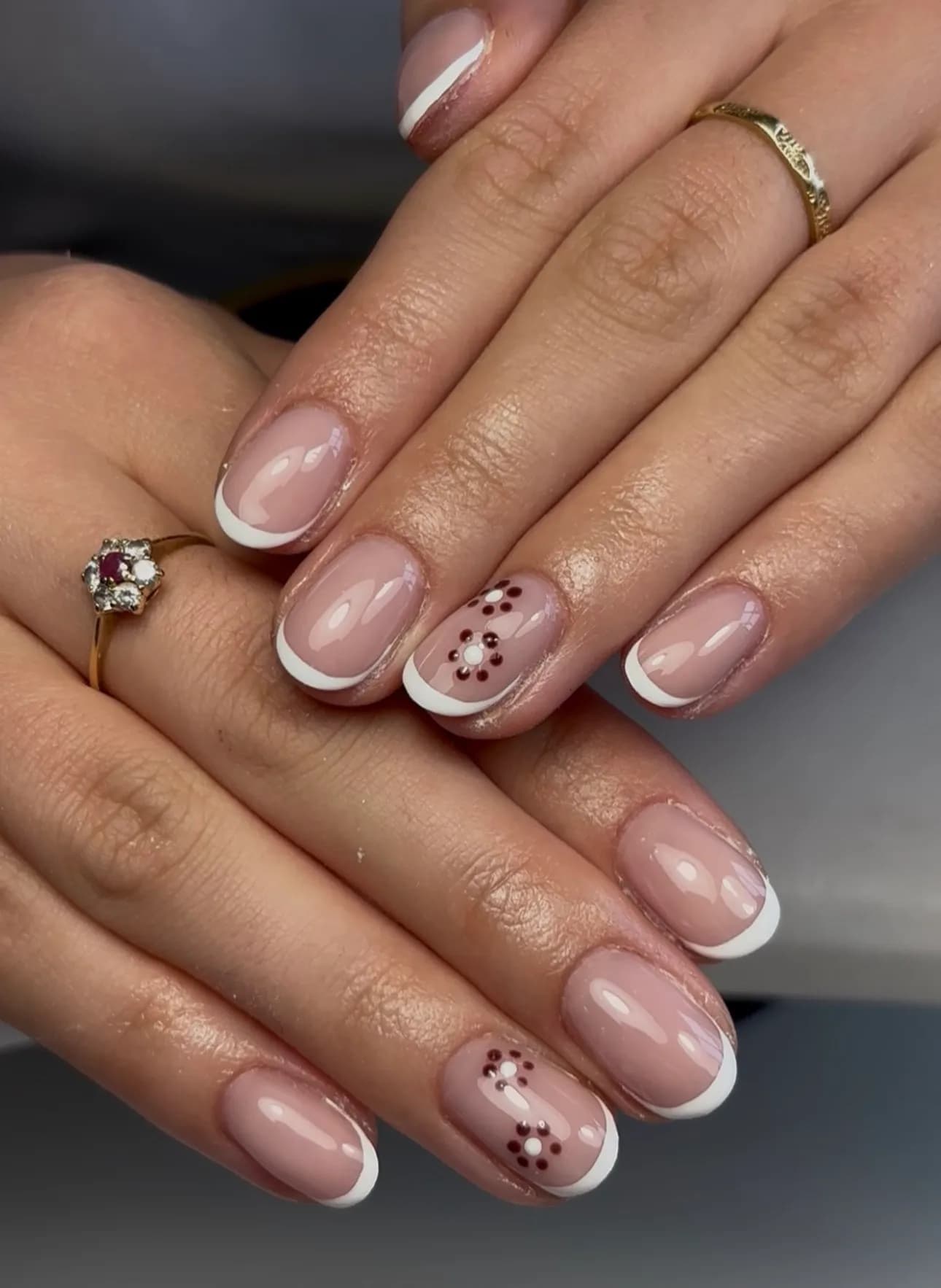 Tangen_nails